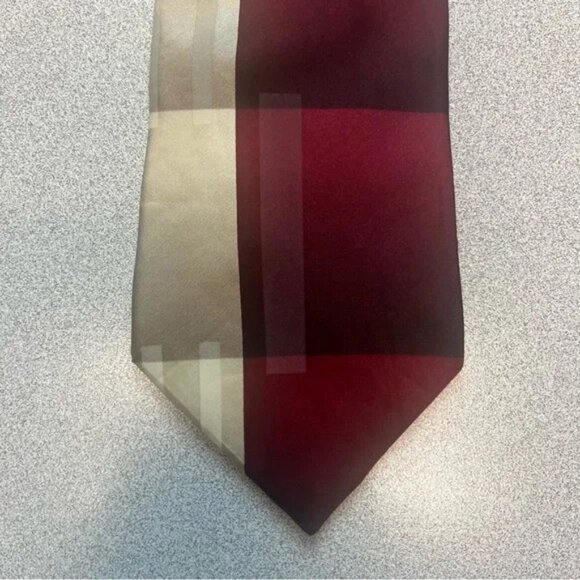 Arrow 100% Imported Silk Men's Necktie Burgundy Tan - Picture 3 of 7